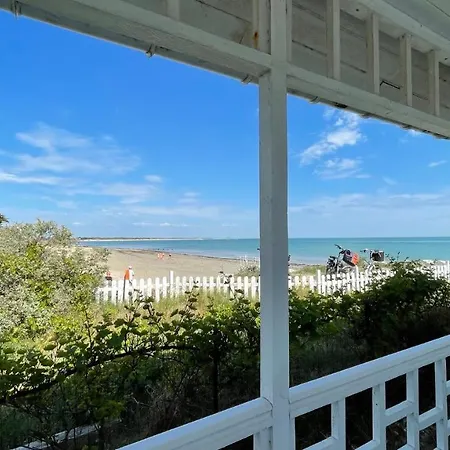 MAISON SUR LA PLAGE avec VUE MER PANORAMIQUE Le Martray Extérieur photo